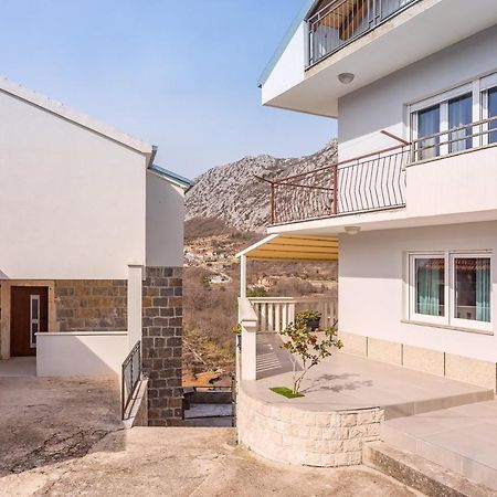 Villa Remusic Pool, Whirlpool, Sauna,4 Bedrooms, Amazing Landscape Smolonje Exterior photo